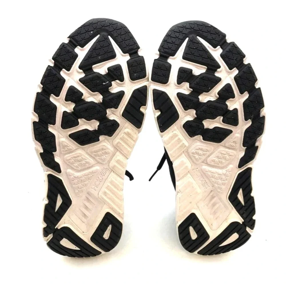 Hoka One One stability road